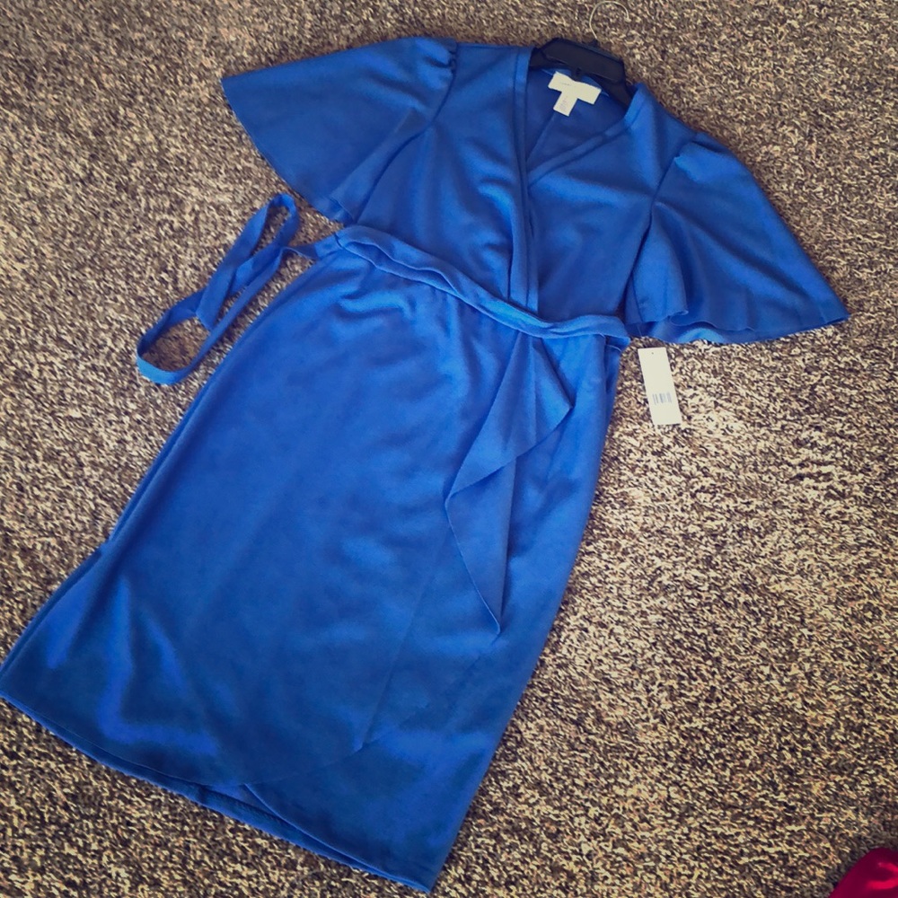 NWT Donna Morgan Faux Wrap dress